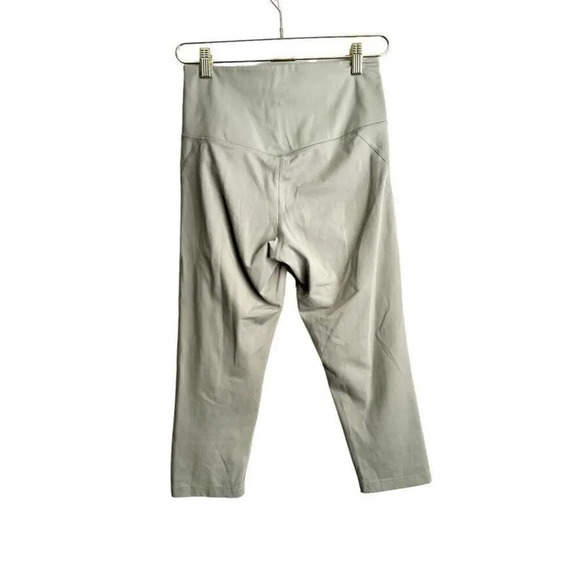 Girlfriend Collective Compressive High Rise Leggings in Olive Green Size Medium - Picture 2 of 4